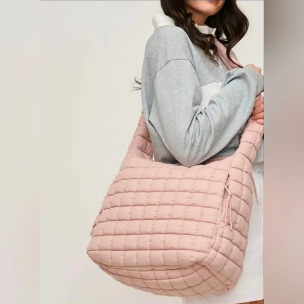 Leda Extra Large Quilted Nylon Hobo Bag Urban Expressions Rose NWT$120 Soldout!